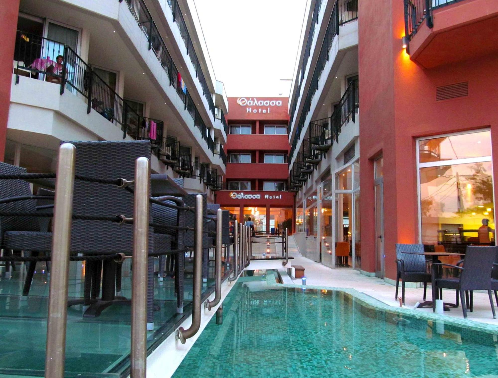 Thalassa Hotel Loutra Edipsou  Exterior photo